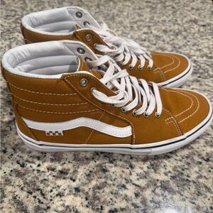 Vans Skate Sk8-Hi - Golden Brown and White - Like New